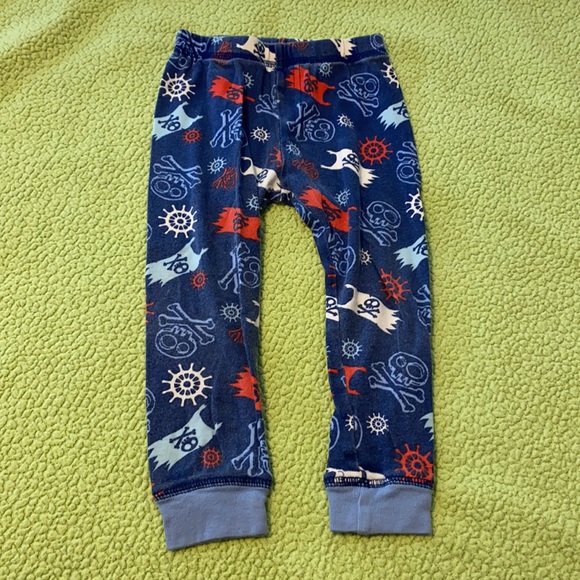 Jake and the Neverland Pirates Pajamas - Picture 6 of 8